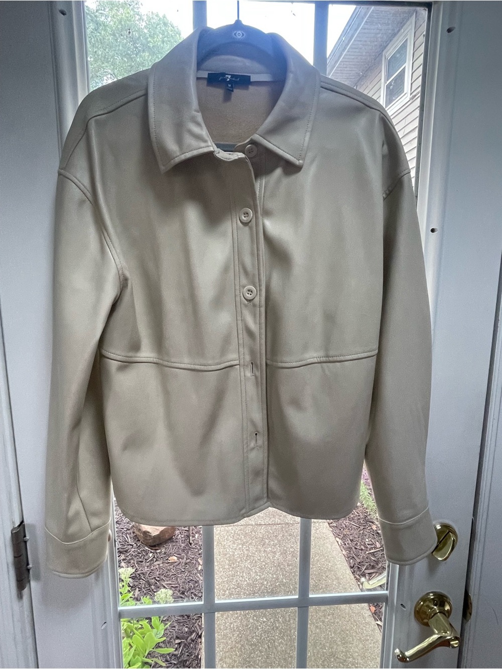 Women's Cream Button-Front Jacket - Unbranded